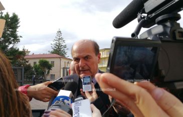 Lamezia, Bersani: “In Calabria i problemi sono doppi, bisogna sconfiggere la precarietà”